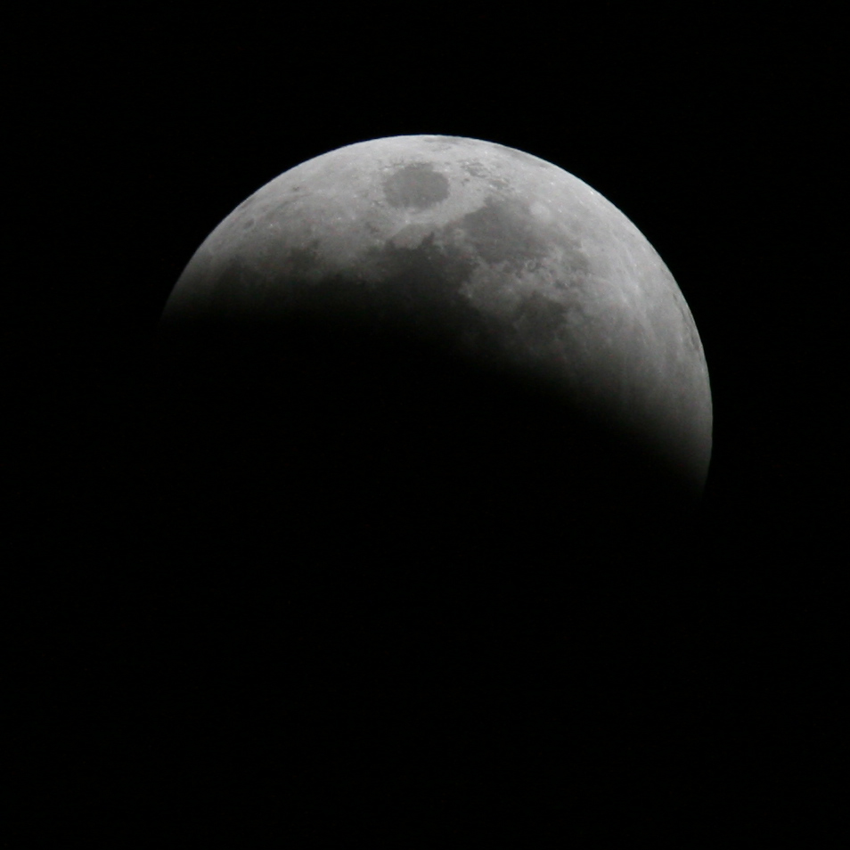 Tonight’s Lunar Eclipse Is 96% Total, Which Is Not What “Partial” Suggests