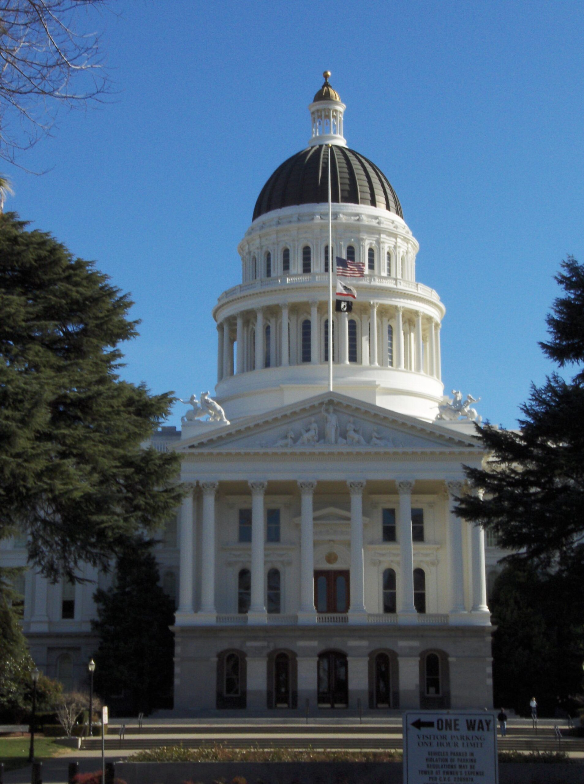 America’s AI Rules Are Being Written in Sacramento, Not Washington