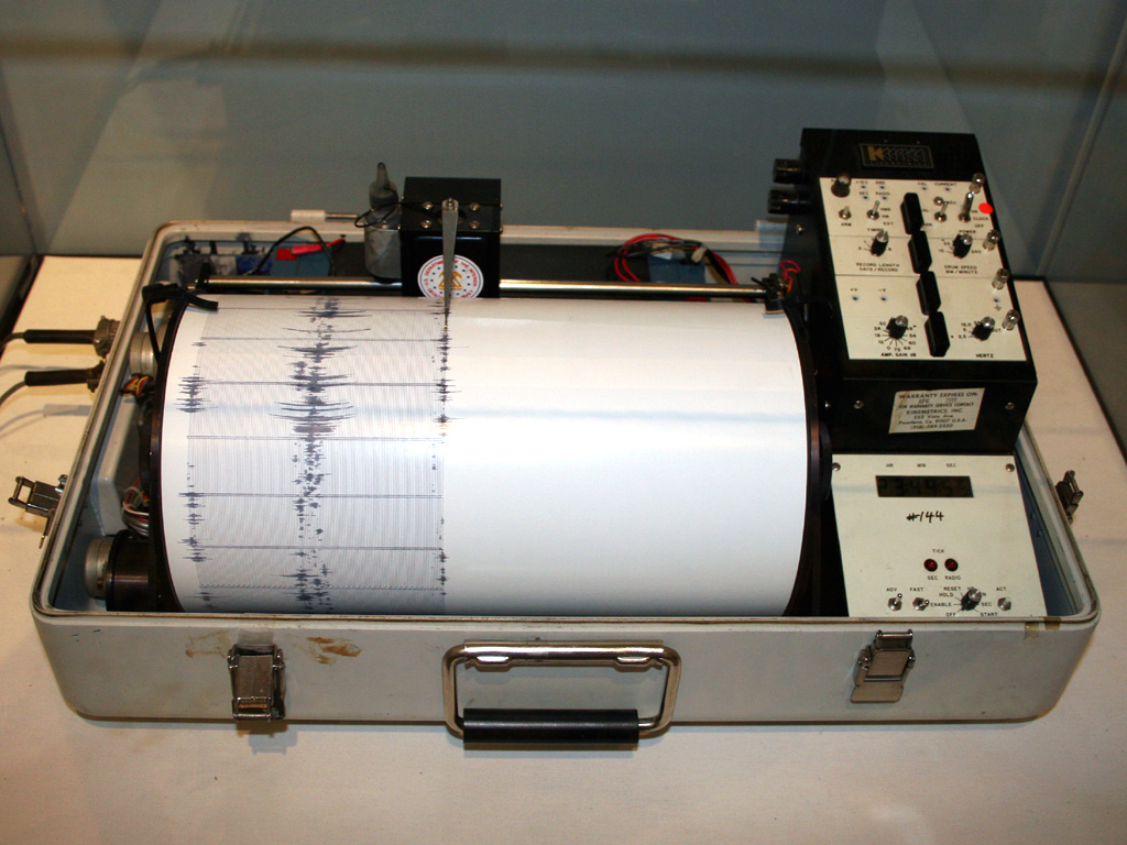 Why Tsunami Warnings Get Cancelled, and Why That Isn’t a False Alarm